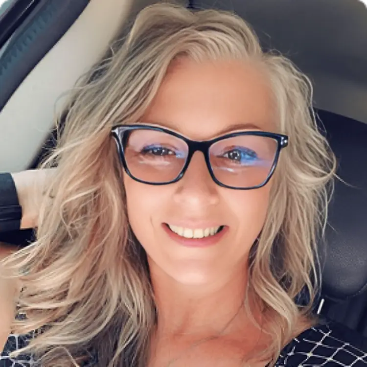 Mendy - Houston Dental Assistant School Director - Clear Lake TX